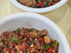 紫苏爆炒牛蛙-笨罗卜浏阳菜馆(龙华鹏润达店)