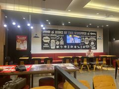 -颐高数码广场(邯郸路店)