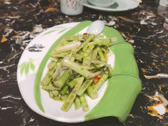 -熊猫家新派川菜(百里一·龙兴集店)
