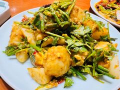 鹅蛋拌葱土豆-十八酒坊(临河风景店)