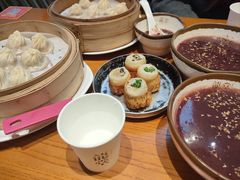 -龍堂蟹黄小笼包(万家丽店)