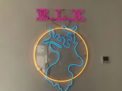 -E.L.K造型momopark店