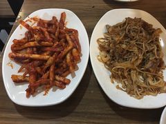 -炙热童年·老北京炙子烤肉(南锣鼓巷店)