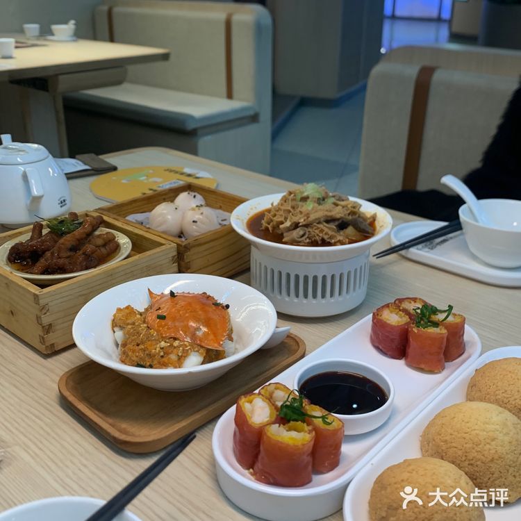 终于吃到酥皮山楂叉烧包！！