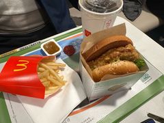 -麦当劳(湖光北街店)