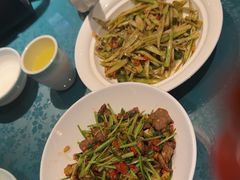 -呷湘厨·鱼汤捞饭·剁椒鱼头·辣椒炒肉(国家会展中心店)