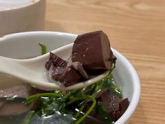 -三身人金新肠粉(丹霞店)