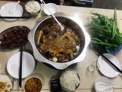 -美兰春记食店·龙舌坡红烧牛肉