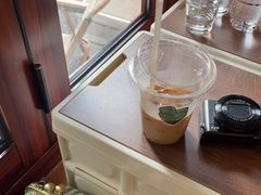 -SAFARI COFFEE