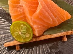 三文鱼片-争鲜回转寿司(流行前线店)