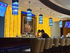 -龙虾酒吧扒房(宁波香格里拉店)