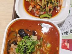 -魏家凉皮(万辉店)