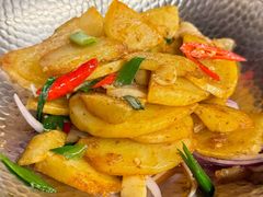 -隔壁老王·家常云南菜(花巷店)