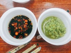 蒜蓉和辣椒圈-威邵鸡煲(西华路总店)