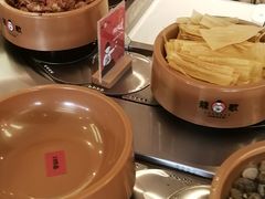 -龍歌自助小火锅(市南金茂湾店)
