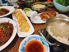 -龙聚德北京烤鸭(沙坪坝华宇A馆店)