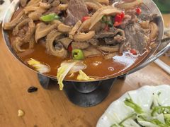 -东北四季饺子王(华山路店)