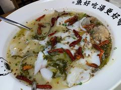 -江渔儿酸菜鱼(奥园广场金发购物中心店)