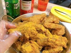 -BHC炸鸡(明洞总店)