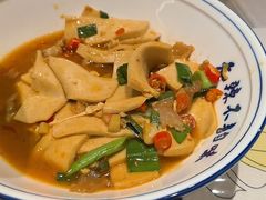 -食言餐吧·本味湘菜馆(万豪城市广场店)