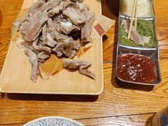 -蒙艾里民族传统菜蒙餐