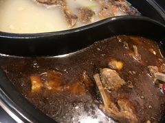 -亿诣蝎府炸酱面羊蝎子火锅(酷车小镇店)