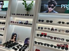 -J-Optical佳视明眼镜·蔡司视觉(青岛金茂览秀城店)