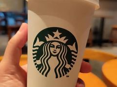 -星巴克臻选(莘庄仲盛店)