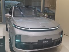 -理想汽车(世纪汇店)