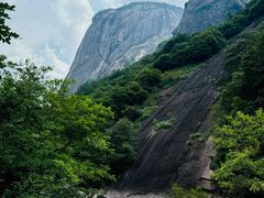 -鄣山大峡谷