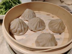 鸡汁杭州小笼-桂满陇·景观餐厅(新世界店)