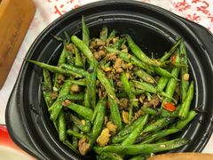 -堂瓦里·33年传统赣菜(第一街区店)