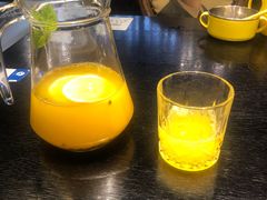 -河畔春天时尚餐厅