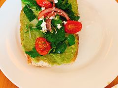 牛油果吐司-Egg•Allday Brunch(襄阳北路店)