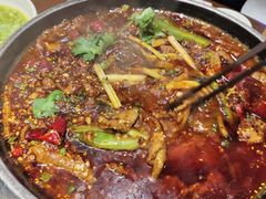 -万重锦·人文川菜馆(骡马市店)