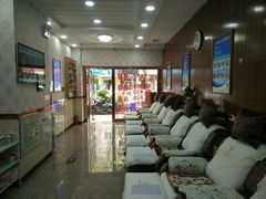 -郑远元专业修脚房(国顺东路店)