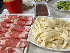 -羊家胡同·龙虾烧烤火锅(龙汇路店)
