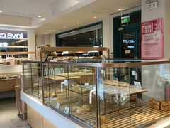 面包甜点陈列柜-爱立颂(美莲广场店)