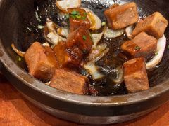 -新天明砂锅鱼头煲