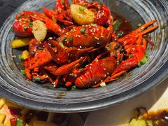 -肥肥虾庄·金牌油焖大虾(杨园滨江时代walk店)