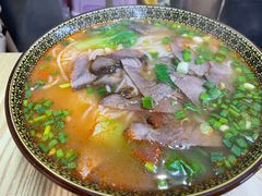 -肇兴特色牛肉粉