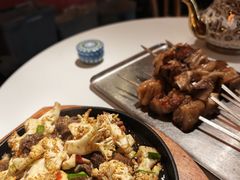 -阿里家·新疆烤肉酒場 by MIG