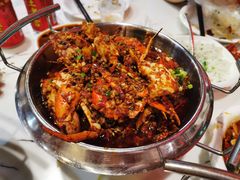 -凤凰路何眼镜香辣蟹(花果园店)