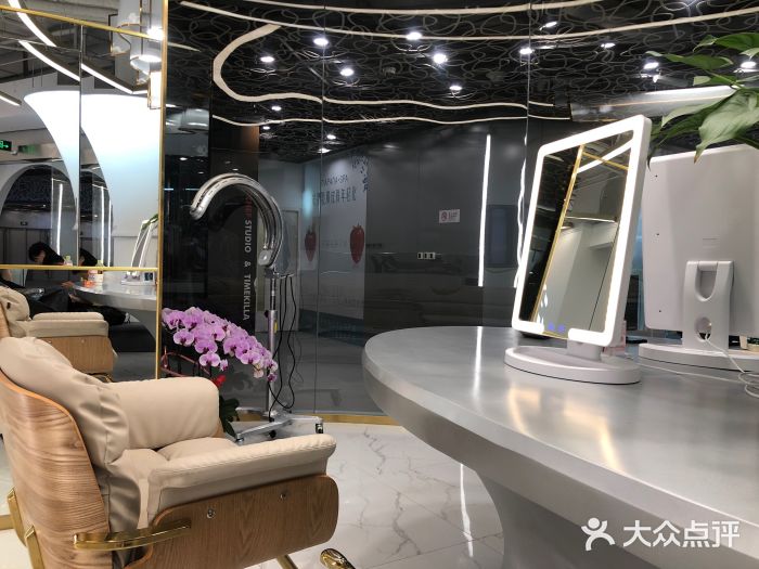 MYYF SALON烫发染发图片