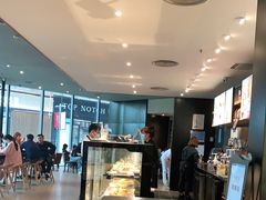 -星巴克臻选(郑州中原万达店)