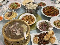 -汗腾格里·风味餐厅(新疆驻京办店)