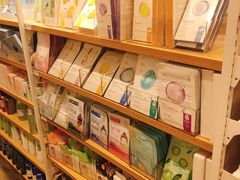 -名创优品(河南郑州健康路2店)