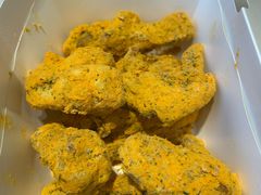 -BHC炸鸡(明洞总店)