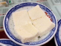-赵记传承特色牛奶甜品(泉城广场店)