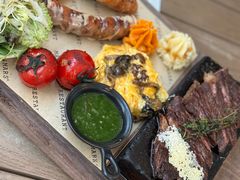 -Mark&Mars Restaurant